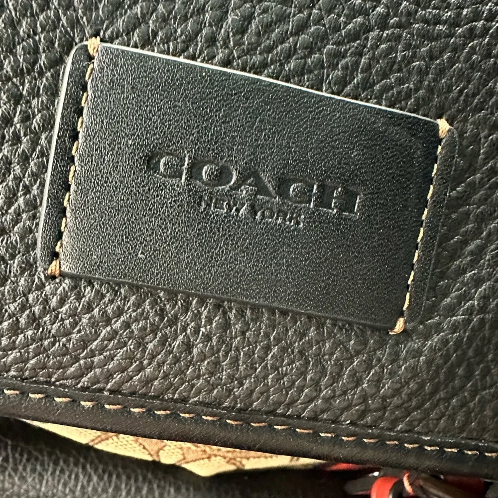 Coach backpack - Picture 3 of 4